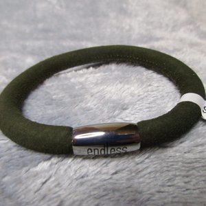 Endless Single Moss Green Leather Bracelet By JLO 7 inch NEW A17